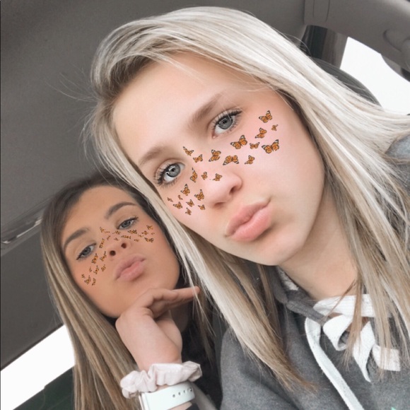 Meet your Posher, Paige - Picture 1 of 1